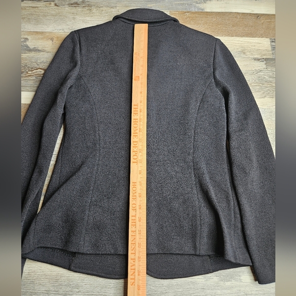 St. John Collection Knit Wool Blend Blazer Black Large Pearl Buttons Size 4 - Picture 9 of 12